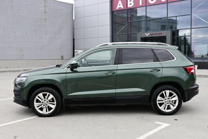 Skoda Karoq I с пробегом 2020 года, цена 2 200 000 рублей, 121000 км, внедорожник, Автокод Объявления