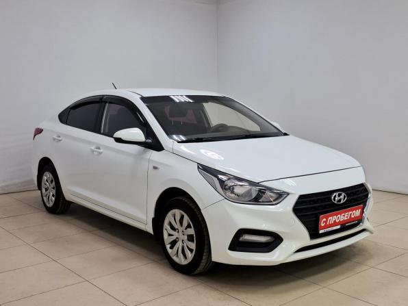 Hyundai Solaris II с пробегом 2017 года, цена 1 090 000 рублей, 207747 км, седан, Автокод Объявления