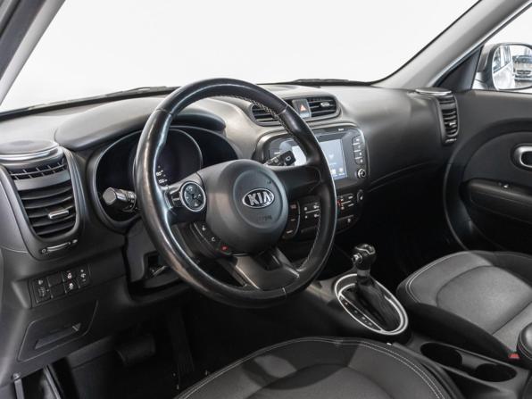 Kia Soul II Рестайлинг с пробегом 2019 года, цена 1 939 654 рубля, 51532 км, хэтчбек, Автокод Объявления