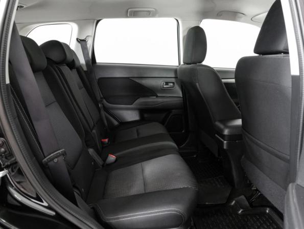 Mitsubishi Outlander III Рестайлинг 2 с пробегом 2017 года, цена 1 899 000 рублей, 82581 км, внедорожник, Автокод Объявления