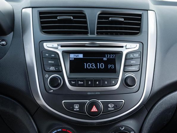Hyundai Solaris I Рестайлинг с пробегом 2016 года, цена 1 235 999 рублей, 43260 км, хэтчбек, Автокод Объявления
