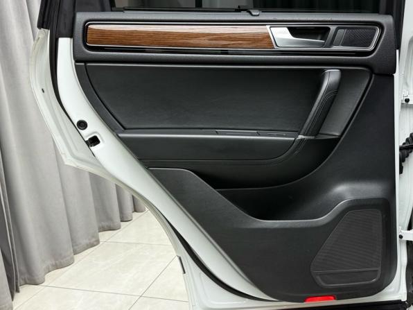 Volkswagen Touareg II Рестайлинг с пробегом 2016 года, цена 2 599 000 рублей, 223607 км, внедорожник, Автокод Объявления