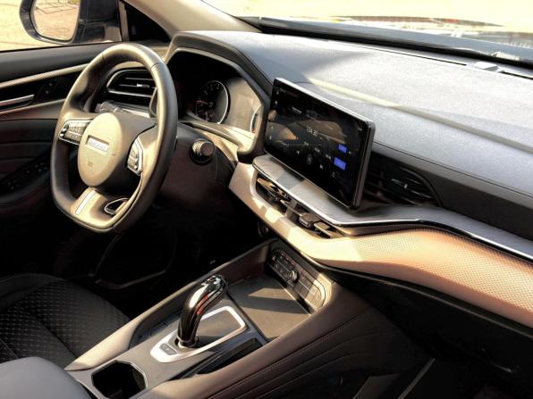 Haval F7 I Рестайлинг с пробегом 2024 года, цена 2 067 000 рублей, 18765 км, внедорожник, Автокод Объявления