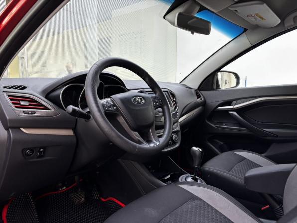 Lada (ВАЗ) Vesta I с пробегом 2015 года, цена 589 000 рублей, 207458 км, седан, Автокод Объявления