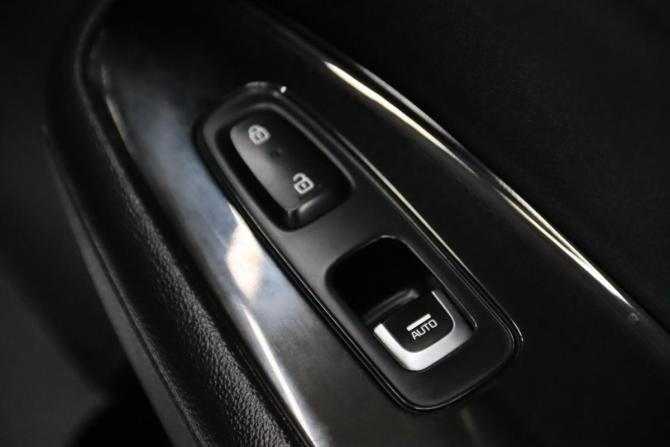 Kia Optima IV Рестайлинг с пробегом 2019 года, цена 1 595 950 рублей, 129902 км, седан, Автокод Объявления