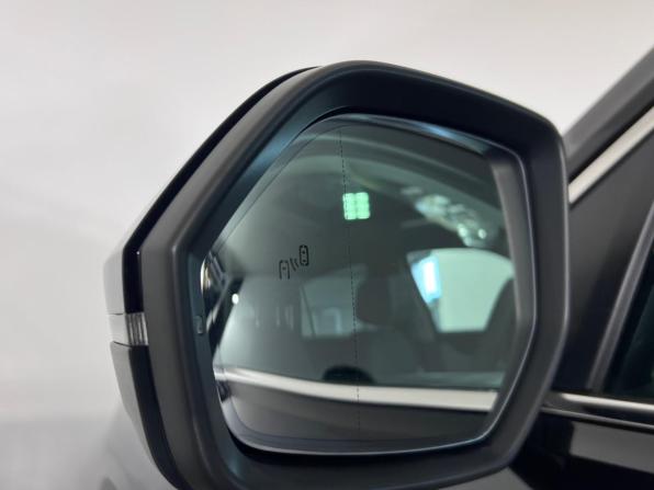 Volkswagen Teramont I Рестайлинг (China Market) с пробегом 2026 года, цена 5 399 000 рублей, 30 км, внедорожник, Автокод Объявления
