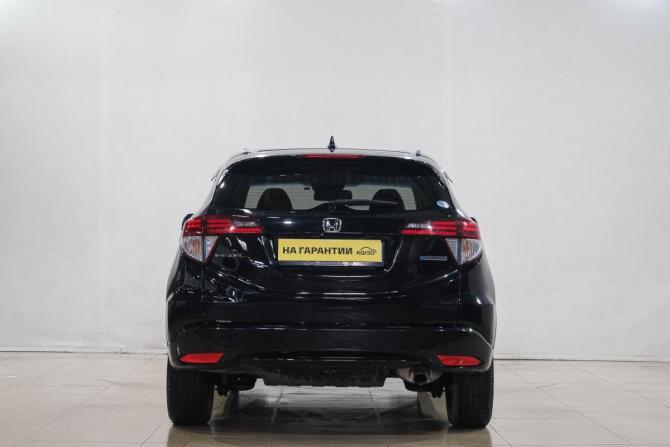Honda Vezel I с пробегом 2014 года, цена 1 469 000 рублей, 160000 км, внедорожник, Автокод Объявления