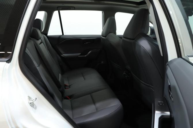 Toyota RAV4 VI (XA60) с пробегом 2026 года, цена 4 649 000 рублей, 20 км, внедорожник, Автокод Объявления