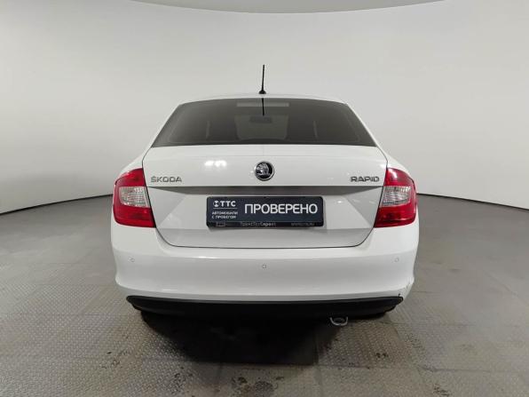 Skoda Rapid I с пробегом 2015 года, цена 848 000 рублей, 214000 км, лифтбек, Автокод Объявления