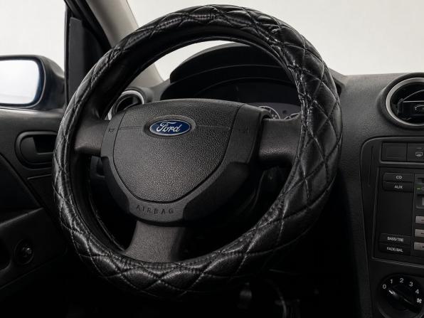 Ford Fusion I Рестайлинг с пробегом 2006 года, цена 329 000 рублей, 263402 км, хэтчбек, Автокод Объявления