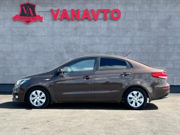 Kia Rio III Рестайлинг с пробегом 2016 года, цена 1 090 000 рублей, 125000 км, седан, Автокод Объявления