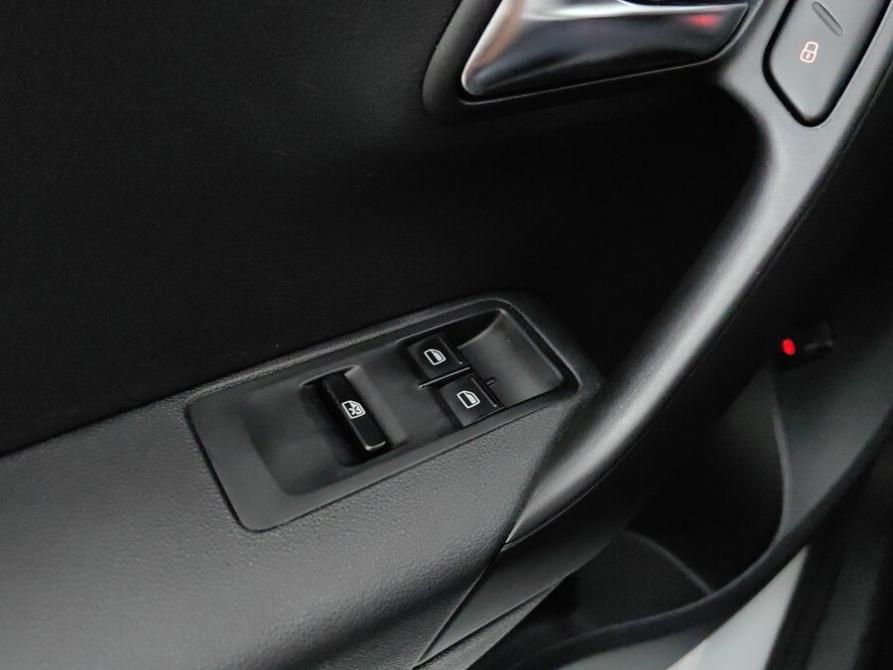 Volkswagen Polo V Рестайлинг Подольск  - изображение 22