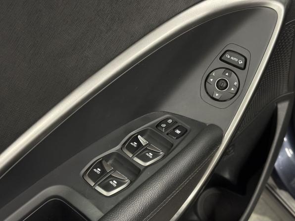 Hyundai Santa Fe III Рестайлинг с пробегом 2017 года, цена 2 400 000 рублей, 63609 км, внедорожник, Автокод Объявления