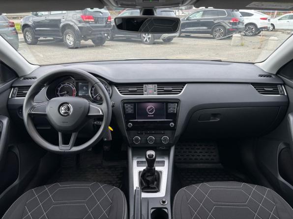 Skoda Octavia III (A7) Рестайлинг с пробегом 2018 года, цена 1 555 000 рублей, 98000 км, лифтбек, Автокод Объявления