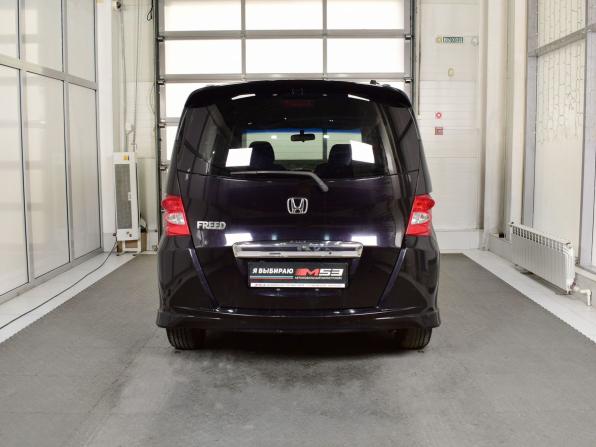 Honda Freed I с пробегом 2010 года, цена 999 995 рублей, 163159 км, компактвэн, Автокод Объявления