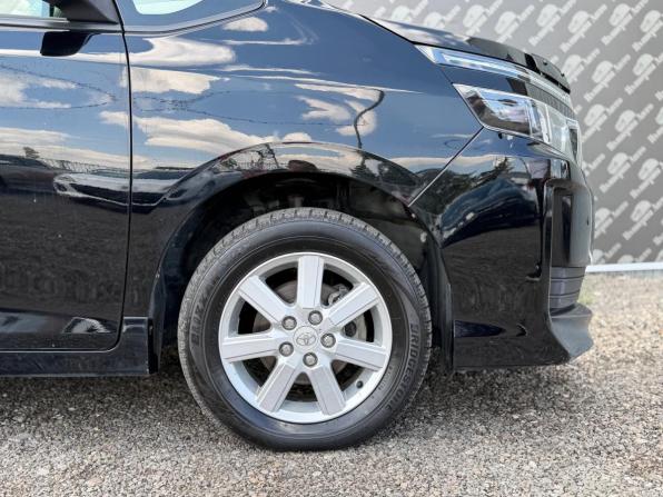 Toyota Voxy III (R80) с пробегом 2014 года, цена 1 450 000 рублей, 136390 км, минивэн, Автокод Объявления