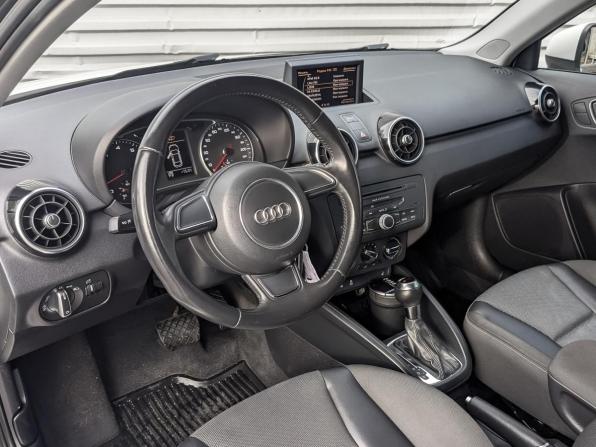 Audi A1 I (8X) с пробегом 2012 года, цена 1 200 000 рублей, 95101 км, хэтчбек, Автокод Объявления