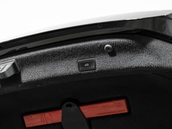 Volkswagen Passat B8 с пробегом 2017 года, цена 1 849 700 рублей, 181674 км, седан, Автокод Объявления