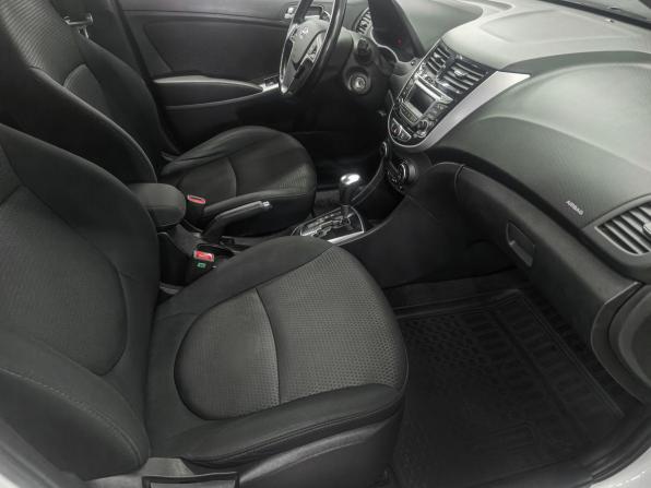 Hyundai Solaris I с пробегом 2014 года, цена 1 019 900 рублей, 111500 км, хэтчбек, Автокод Объявления