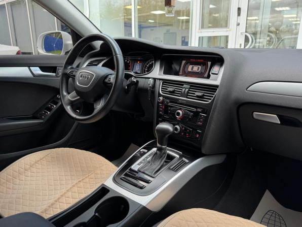 Audi A4 IV (B8) Рестайлинг с пробегом 2012 года, цена 1 215 000 рублей, 210458 км, седан, Автокод Объявления