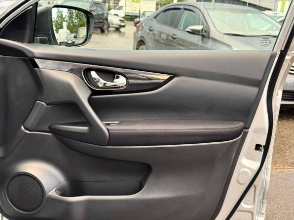 Nissan Qashqai II с пробегом 2016 года, цена 1 469 000 рублей, 140768 км, внедорожник, Автокод Объявления