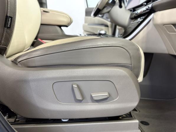 Kia Carnival IV с пробегом 2022 года, цена 6 396 000 рублей, 31868 км, минивэн, Автокод Объявления