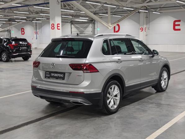 Volkswagen Tiguan II с пробегом 2018 года, цена 2 960 000 рублей, 68252 км, внедорожник, Автокод Объявления