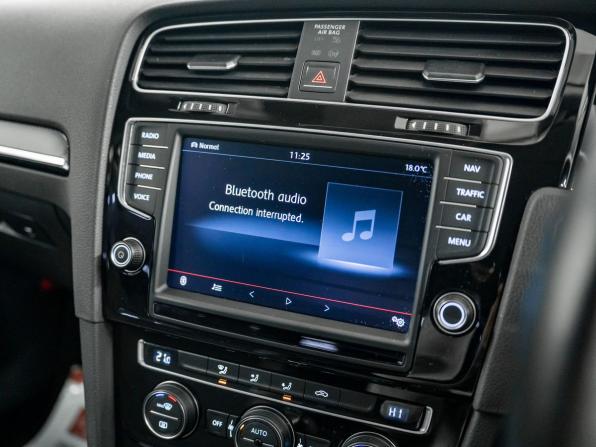 Volkswagen Golf VII с пробегом 2013 года, цена 1 257 000 рублей, 108650 км, хэтчбек, Автокод Объявления