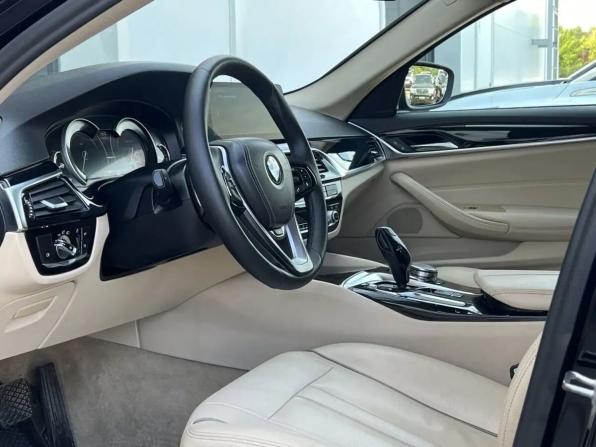 BMW 5 серии VII (G30/G31/G38) с пробегом 2017 года, цена 3 199 000 рублей, 248089 км, седан, Автокод Объявления