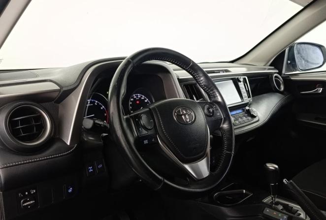 Toyota RAV4 IV (XA40) Рестайлинг с пробегом 2018 года, цена 2 530 000 рублей, 174825 км, внедорожник, Автокод Объявления