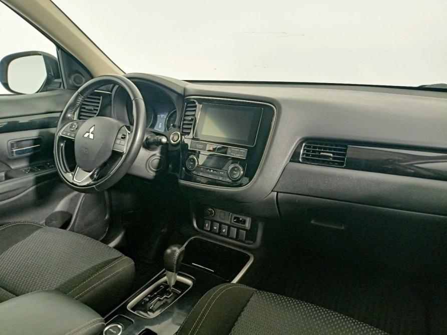 Mitsubishi Outlander III Рестайлинг 3 Архангельск  - изображение 12