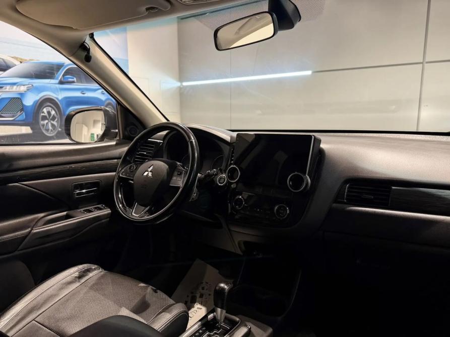 Mitsubishi Outlander III Рестайлинг 2 Новосибирск  - изображение 14