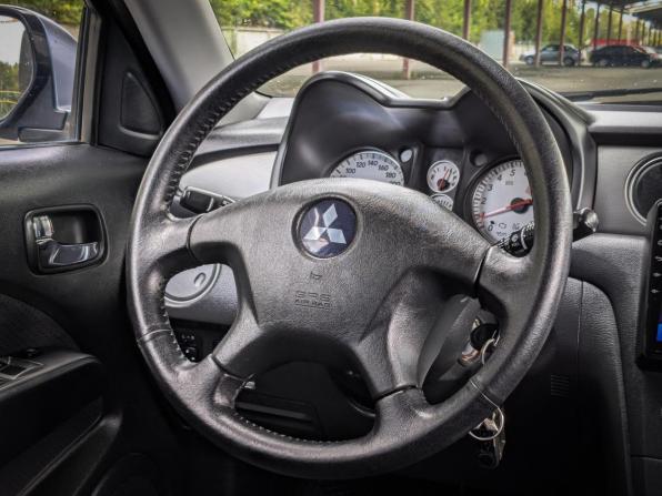 Mitsubishi Outlander I с пробегом 2005 года, цена 648 900 рублей, 264000 км, внедорожник, Автокод Объявления