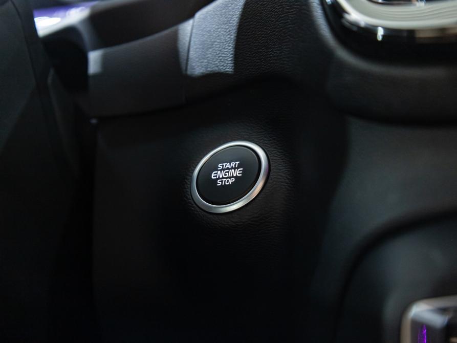 Volvo XC40 I Санкт-Петербург  - изображение 19