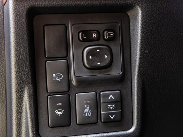 Toyota Land Cruiser Prado 150 Series Рестайлинг 1 с пробегом 2014 года, цена 3 248 000 рублей, 96536 км, внедорожник, Автокод Объявления