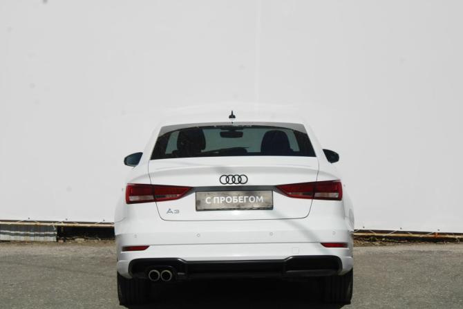 Audi A3 III (8V) Рестайлинг с пробегом 2019 года, цена 1 650 000 рублей, 140000 км, седан, Автокод Объявления