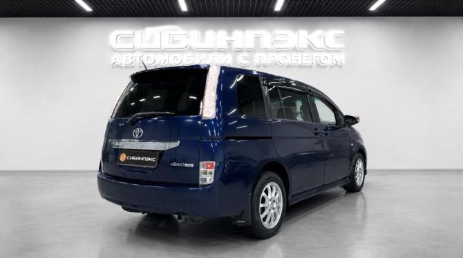 Toyota ISis I Рестайлинг с пробегом 2014 года, цена 1 030 000 рублей, 313000 км, минивэн, Автокод Объявления