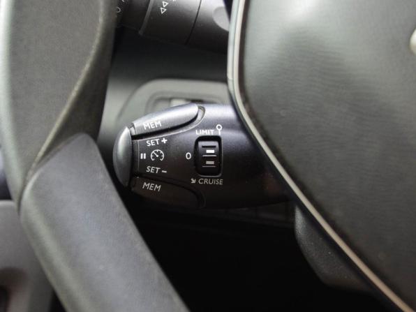 Peugeot Rifter I с пробегом 2020 года, цена 1 780 000 рублей, 92000 км, компактвэн, Автокод Объявления