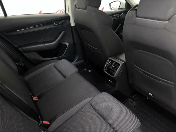 Skoda Octavia IV (A8) с пробегом 2021 года, цена 1 990 000 рублей, 129574 км, лифтбек, Автокод Объявления