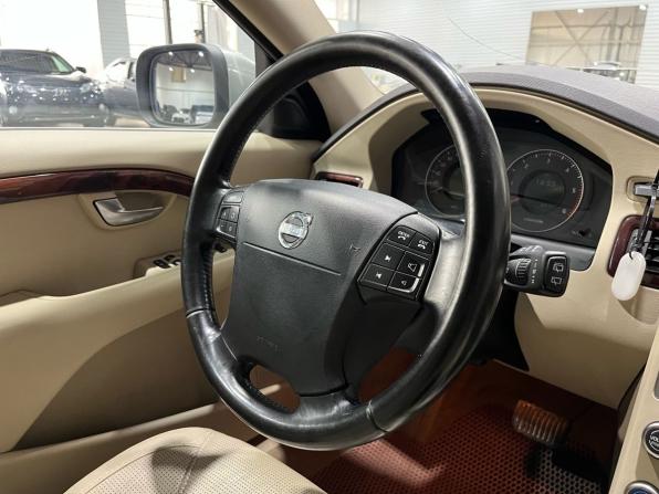 Volvo XC70 II с пробегом 2008 года, цена 970 000 рублей, 285683 км, универсал, Автокод Объявления