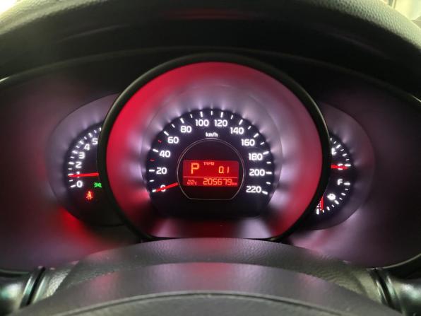 Kia Soul II Рестайлинг с пробегом 2019 года, цена 1 410 000 рублей, 205000 км, хэтчбек, Автокод Объявления