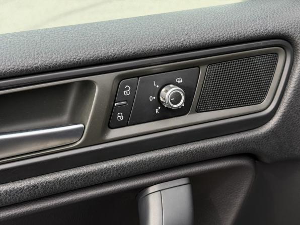 Volkswagen Touareg II с пробегом 2013 года, цена 2 050 000 рублей, 241200 км, внедорожник, Автокод Объявления