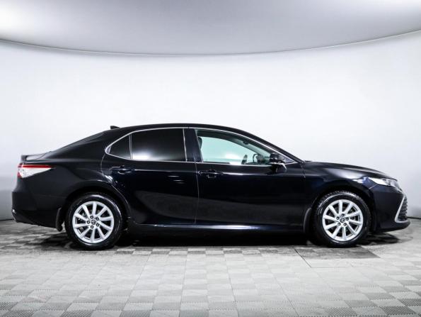 Toyota Camry VIII (XV70) Рестайлинг с пробегом 2021 года, цена 2 550 000 рублей, 89265 км, седан, Автокод Объявления