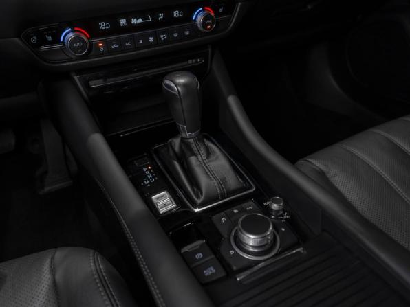 Mazda 6 III (GJ) Рестайлинг 2 с пробегом 2021 года, цена 3 040 000 рублей, 53065 км, седан, Автокод Объявления