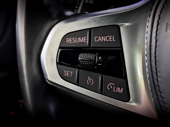 BMW 1 серии III (F40) с пробегом 2019 года, цена 2 490 000 рублей, 131803 км, хэтчбек, Автокод Объявления