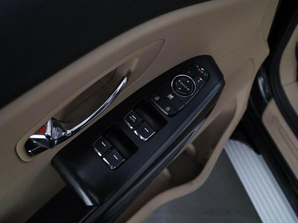 Kia Carnival III с пробегом 2017 года, цена 2 198 888 рублей, 235358 км, минивэн, Автокод Объявления