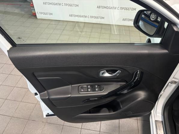 Lada (ВАЗ) XRAY I с пробегом 2018 года, цена 699 000 рублей, 123700 км, хэтчбек, Автокод Объявления
