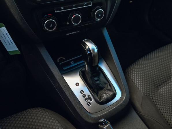 Volkswagen Jetta VI с пробегом 2012 года, цена 979 000 рублей, 205526 км, седан, Автокод Объявления