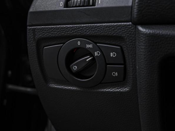 BMW 1 серии I (E81/E82/E87/E88) Рестайлинг с пробегом 2011 года, цена 789 000 рублей, 276101 км, хэтчбек, Автокод Объявления