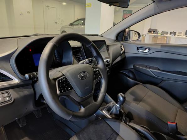 Hyundai Solaris II Рестайлинг с пробегом 2020 года, цена 1 297 000 рублей, 81900 км, седан, Автокод Объявления